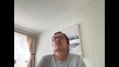 paulwill2377 online show from September 2025 06:51:01 PM