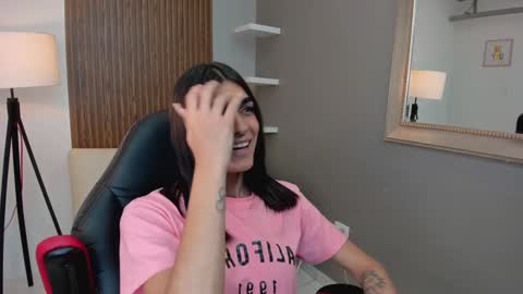 Pauly online show from January 2025 06:56:01 PM