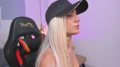 Pauly online show from February 2025 10:20:01 PM