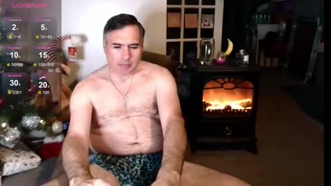 paulyandrew online show from December 2025 08:39:02 PM