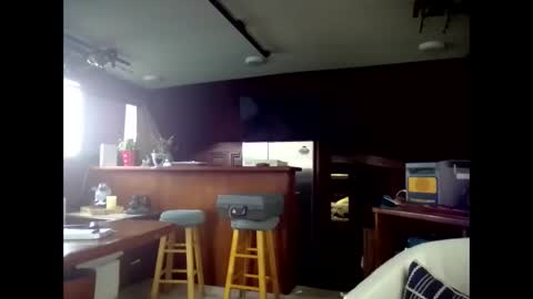 Pavone splash online show from March 2026 09:10:01 PM