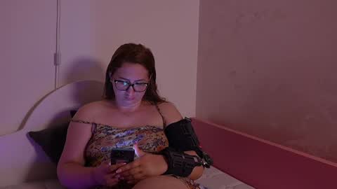 pawg_official online show from May 2026 12:39:01 AM
