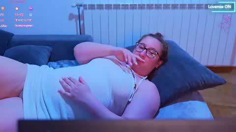 Snapshot of pawg_official chatting on June 2026 11:51:02 PM pawg_official online show from June 2026 11:51:02 PM
