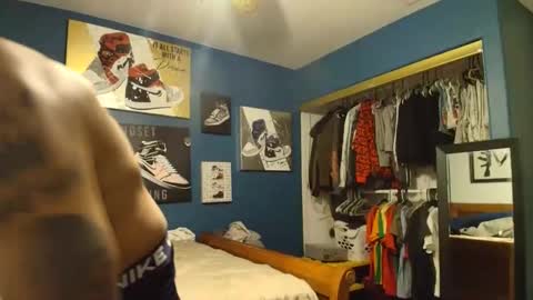 Snapshot of pcuddy3 chatting on October 2025 12:39:02 PM Phenomenal online show from October 2025 12:39:02 PM