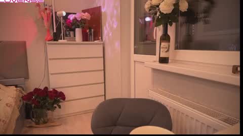 Snapshot of peaceful_oblivion chatting on February 2025 05:47:01 PM Sandra Next Stream pm MSK 5 pm UTC1pm EDT online show from February 2025 05:47:01 PM