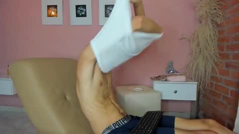 Snapshot of peach_tyron chatting on January 2025 07:55:01 PM peach tyron online show from January 2025 07:55:01 PM