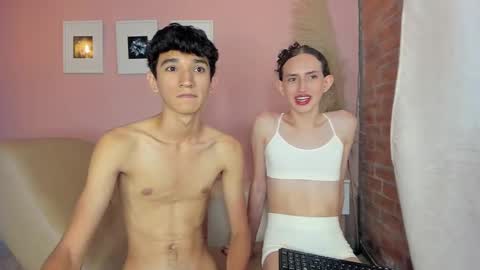 Snapshot of peach_tyron chatting on January 2025 08:06:02 PM peach tyron online show from January 2025 08:06:02 PM