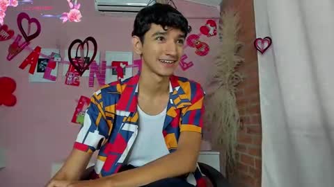 Snapshot of peach_tyron chatting on February 2025 05:36:01 PM peach tyron online show from February 2025 05:36:01 PM