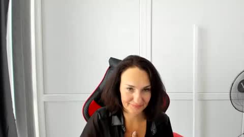 Snapshot of peachboomm chatting on June 2026 12:22:01 PM Christina online show from June 2026 12:22:01 PM