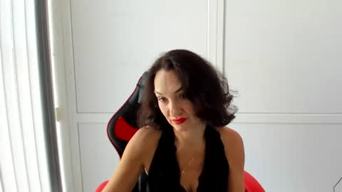 Snapshot of peachboomm chatting on July 2026 05:33:02 AM Christina online show from July 2026 05:33:02 AM