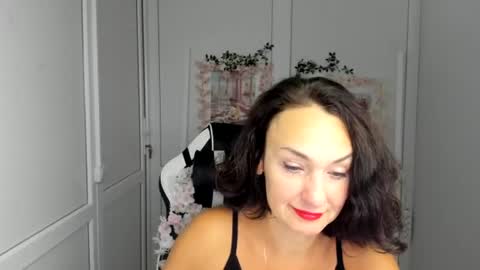 Snapshot of peachboomm chatting on August 2026 05:53:02 AM Christina online show from August 2026 05:53:02 AM