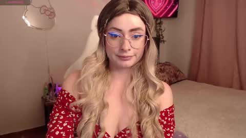 peacherry_ online show from January 2026 12:05:01 AM
