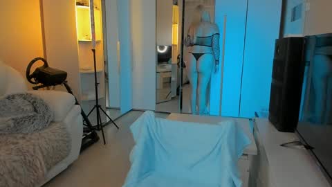 Snapshot of peachju1cy chatting on January 2025 03:18:02 AM peachju1cy online show from January 2025 03:18:02 AM