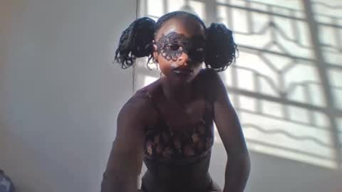 peachy_ebony online show from November 2025 02:30:02 PM