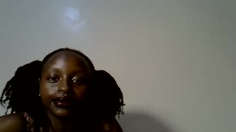 peachy_ebony online show from November 2025 02:35:01 AM