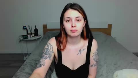 Peachy online show from February 2025 05:19:02 AM