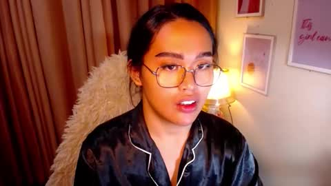 Angel Creamdensada online show from April 2026 06:56:02 PM