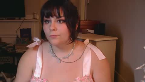 Snapshot of peakobunny chatting on September 2025 12:32:02 AM peakobunny online show from September 2025 12:32:02 AM