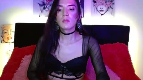 pearlatin online show from February 2026 08:45:02 PM