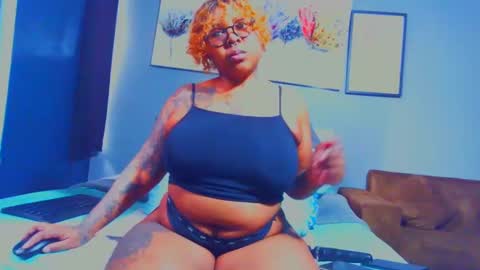 Pearl online show from February 2025 09:04:01 AM