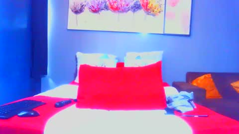 Pearl online show from February 2025 11:38:02 AM