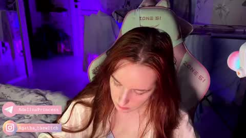 Snapshot of pearlprincess_ chatting on February 2025 02:50:02 AM Adelina online show from February 2025 02:50:02 AM