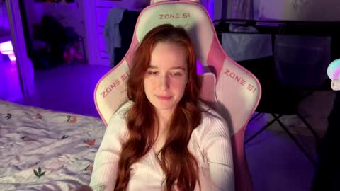 Snapshot of pearlprincess_ chatting on March 2025 02:41:02 AM Adelina online show from March 2025 02:41:02 AM