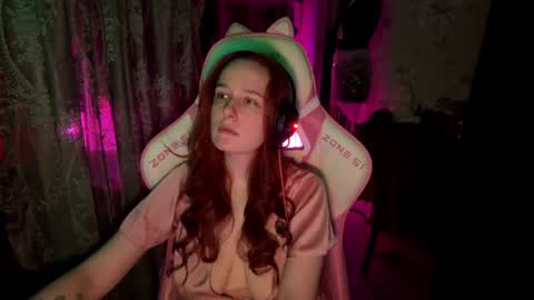 Snapshot of pearlprincess_ chatting on June 2026 01:10:01 AM Adelina online show from June 2026 01:10:01 AM