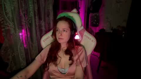 Snapshot of pearlprincess_ chatting on June 2026 03:20:02 AM Adelina online show from June 2026 03:20:02 AM