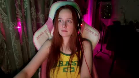 Snapshot of pearlprincess_ chatting on July 2026 02:19:02 AM Adelina online show from July 2026 02:19:02 AM