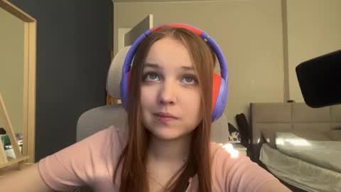 Luna Vale online show from June 2026 03:46:02 PM
