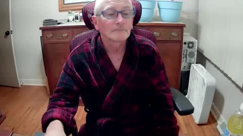 Snapshot of peepingmale chatting on December 2024 11:29:02 PM peepingmale online show from December 2024 11:29:02 PM