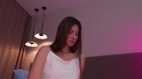 Pelagy Show time 2-10 pm Dubai time zone online show from February 2026 04:18:02 AM