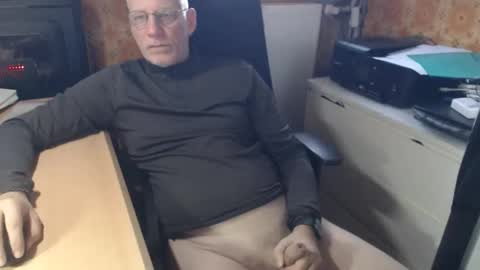 Snapshot of pemue65 chatting on November 2025 07:08:02 AM Pemue65 online show from November 2025 07:08:02 AM