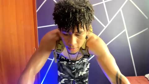 Snapshot of pendragom1224 chatting on December 2024 02:41:02 PM Pendragom online show from December 2024 02:41:02 PM