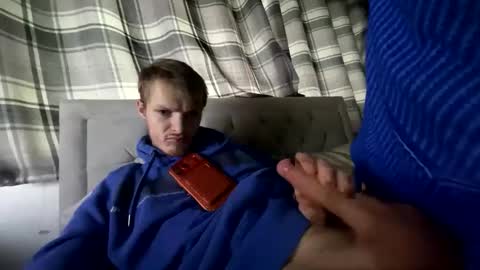 Penguin online show from January 2026 03:27:01 PM