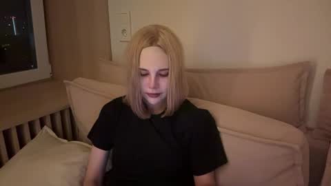 Alya online show from May 2026 10:17:01 PM