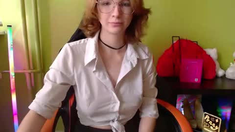 Snapshot of penny_lust chatting on June 2026 06:48:02 AM Penny online show from June 2026 06:48:02 AM