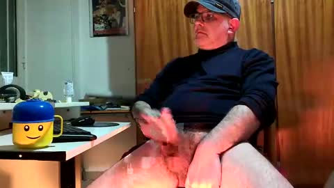 Peppe online show from February 2025 09:05:02 PM