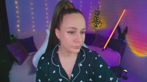 Dia  online show from December 2025 07:34:01 AM