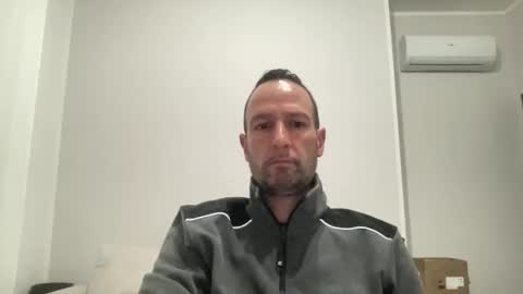 peppinslosqualo online show from February 2025 05:18:02 AM