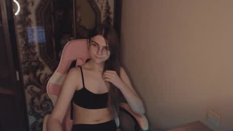 Farida online show from October 2025 05:44:02 PM