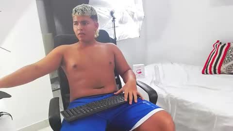 Snapshot of percibal_junior1 chatting on February 2025 05:49:02 AM percibal_junior1 online show from February 2025 05:49:02 AM