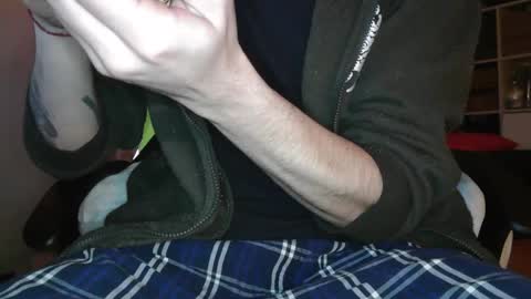 Snapshot of peregrintpelfox chatting on January 2026 08:18:01 AM peregrintpelfox online show from January 2026 08:18:01 AM