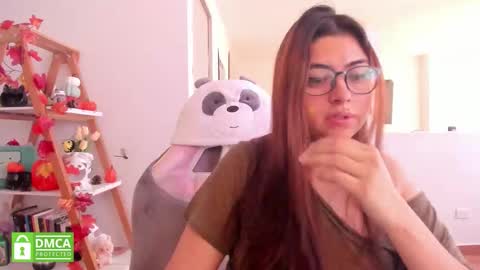 Sarah Ana Banana online show from October 2025 05:25:01 PM