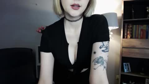 Madeline online show from October 2025 01:34:01 PM