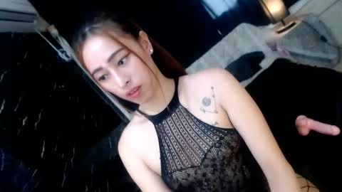 Snapshot of perfect_suckerqueen69 chatting on December 2025 07:06:02 AM Sweet Gwen online show from December 2025 07:06:02 AM