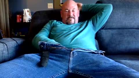 Snapshot of perfectcockdaddy chatting on January 2025 09:00:01 PM perfectcockdaddy online show from January 2025 09:00:01 PM