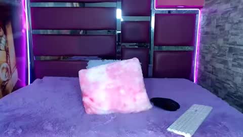 perfectlump online show from March 2025 09:27:02 PM
