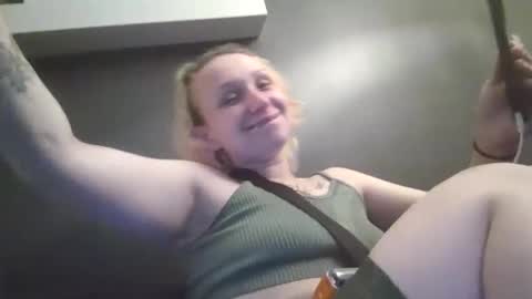 perfectly222peachy online show from April 2026 10:02:01 AM